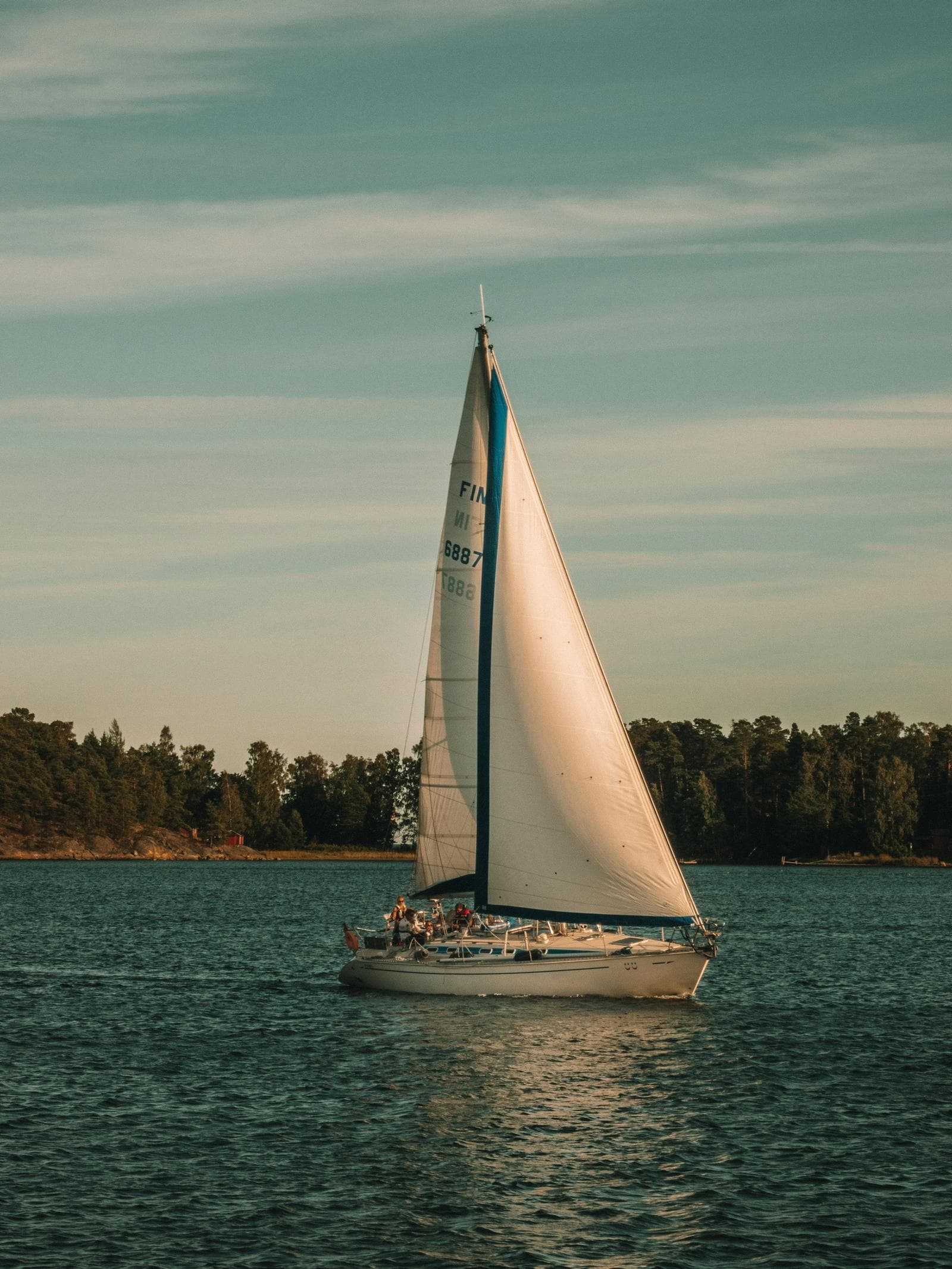 Sail: Yacht experiences under sail